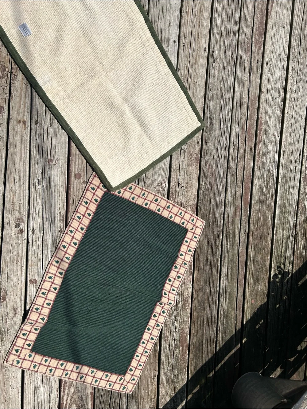 Source Unknown Green and Red Table Placemats with Cream Accents
